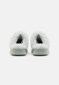 DISQUETTE - Slippers