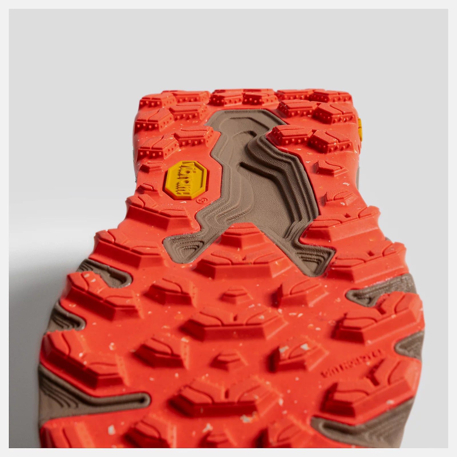 NB Hierro V9 Sneakers